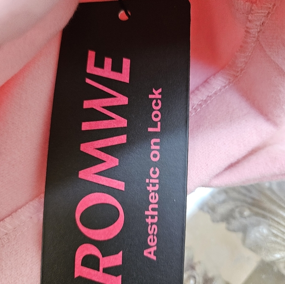 PRETTY IN PINK JACKET - Picture 8 of 9